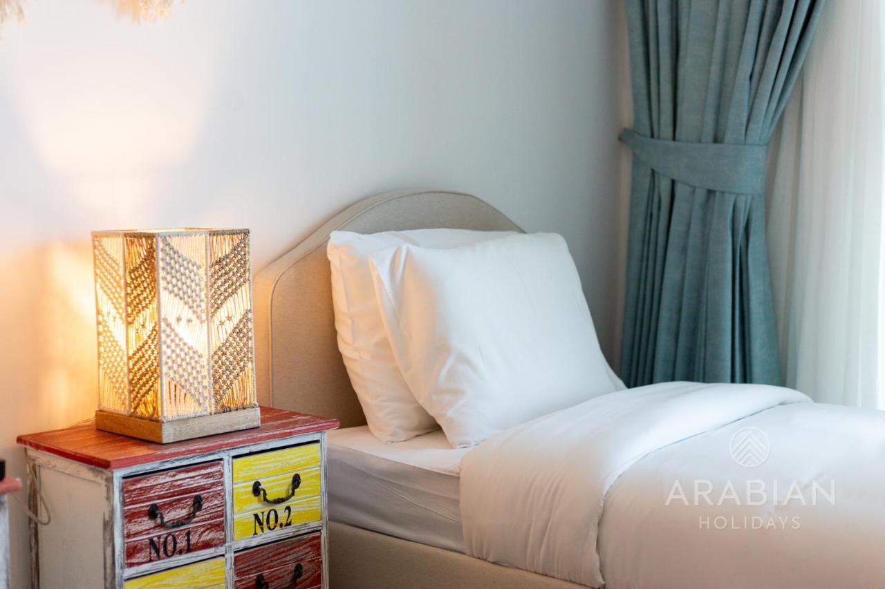 Апартаменти Brand New 2br With Palm Views And Private - High Floor